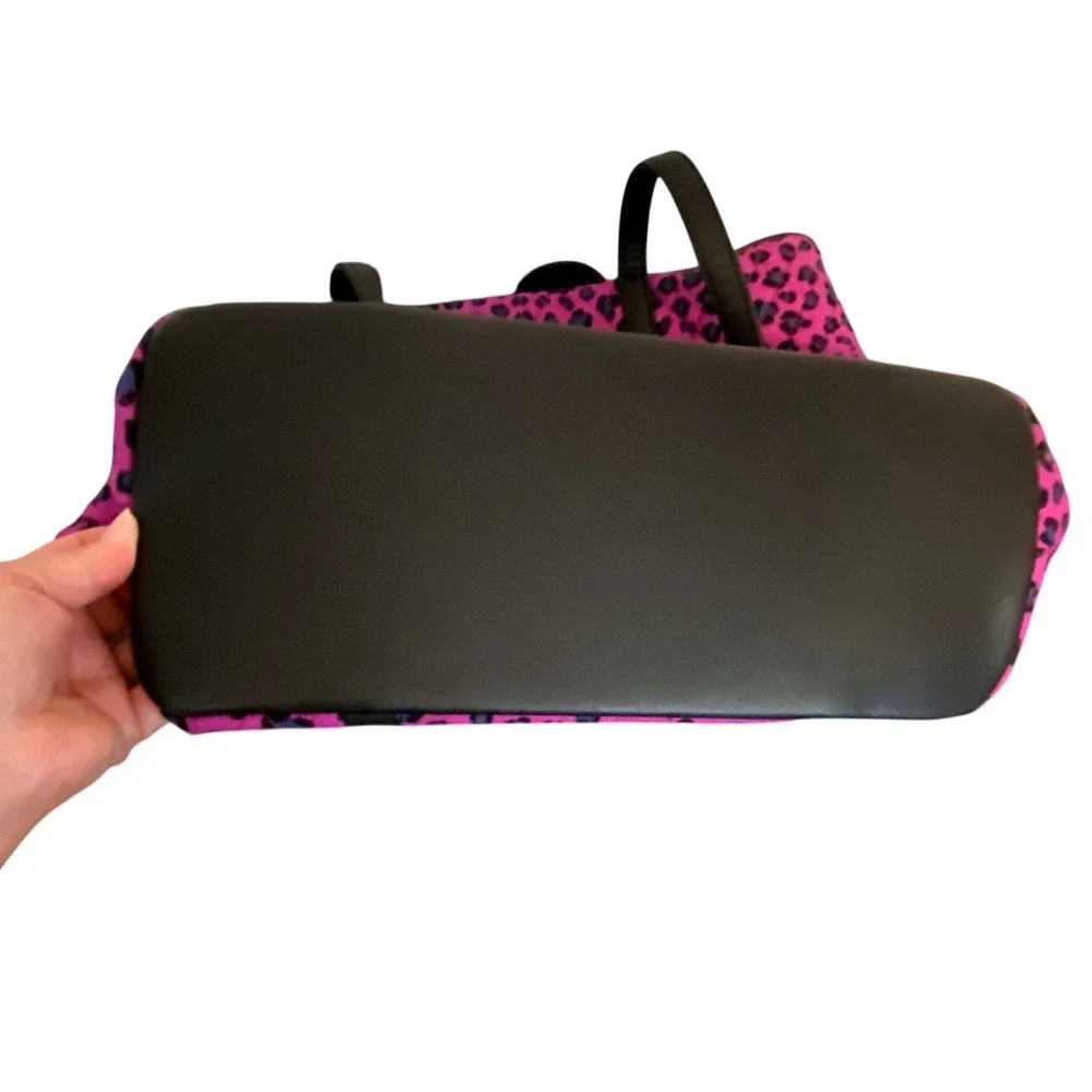 Vera Bradley Trimmed Vera XL Tote Bag Pink Leopard Print Zip Travel Work Weekend